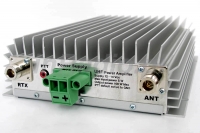 Złącza N dla wysokich częstotliwości zastosowanych we wzmacniaczu  UHF RM ULA-100